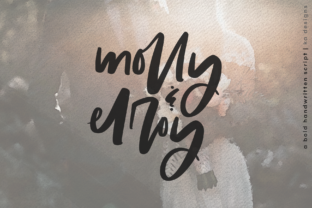 Molly Elroy Font: A Bold Handwritten Typeface That Elevates Modern Design